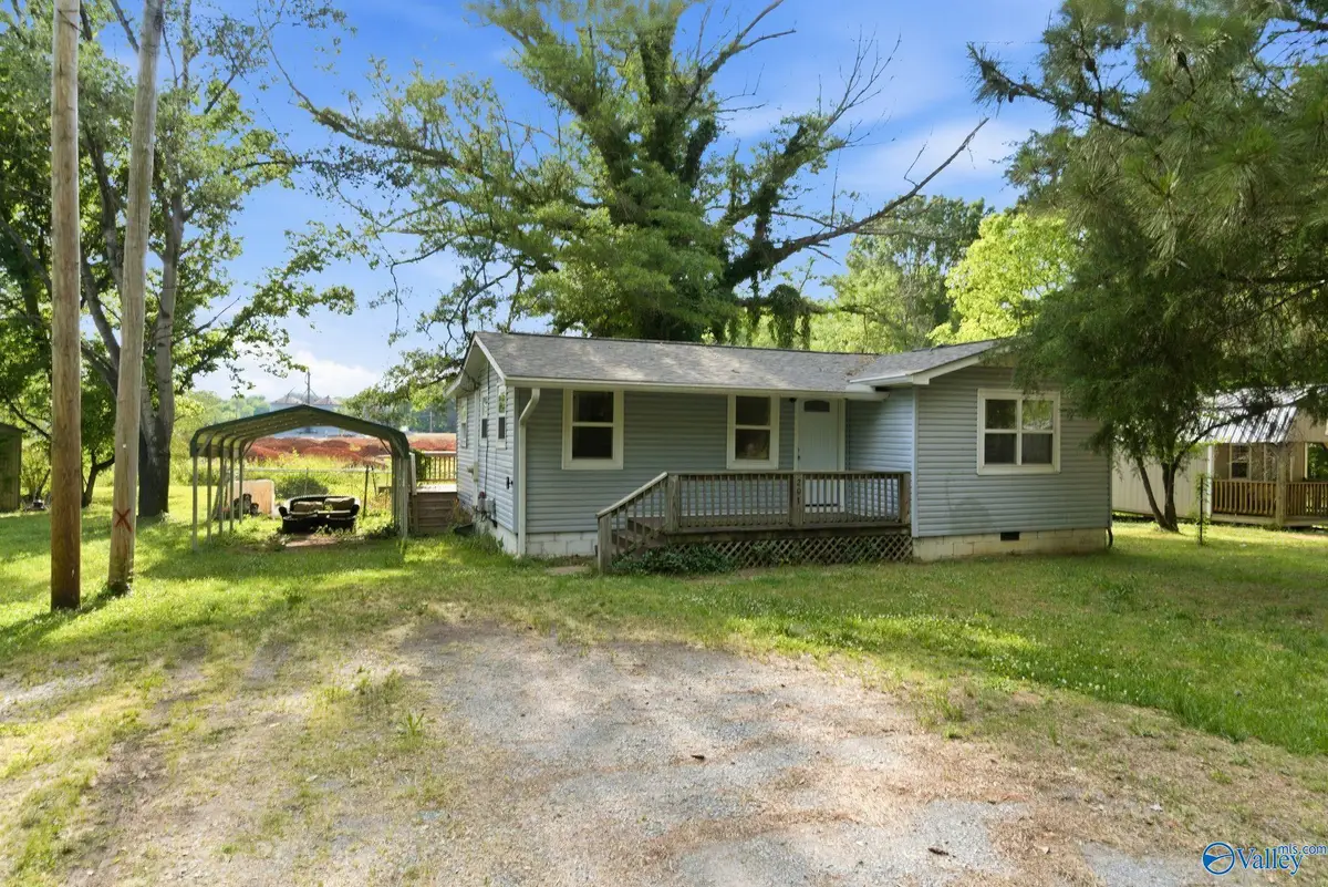 203 Lee Street, Scottsboro, AL 35768 - #1