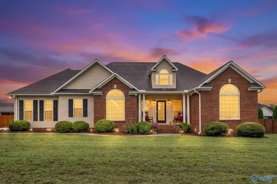 147 Drury Lane, Albertville, AL 35950 - #2