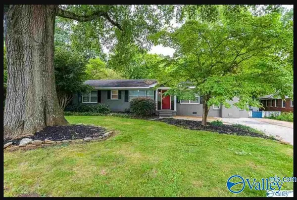 1805 Crestview Drive Se, Decatur, AL 35601
