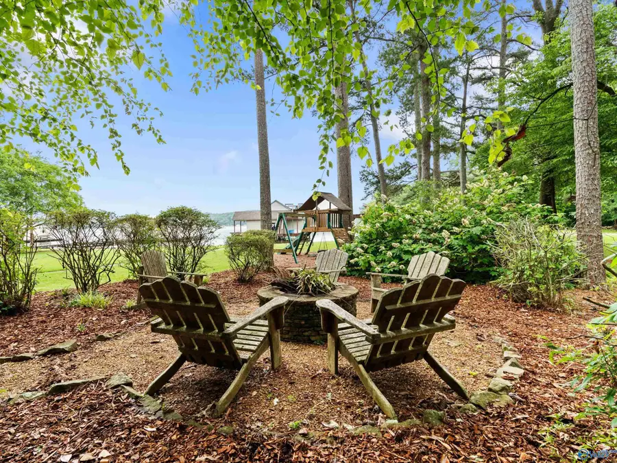 93 Allen Road, Scottsboro, AL 35769 - #3