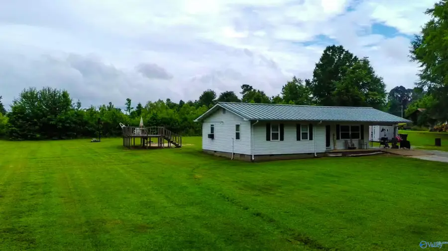 314 Hickory Street, Hamilton, AL 35570 - #3