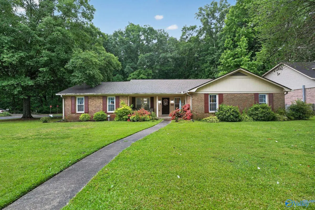 2101 Galahad Drive Sw, Decatur, AL 35603 - #1