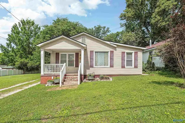 2407 Kildare Street Nw, Huntsville, AL 35811