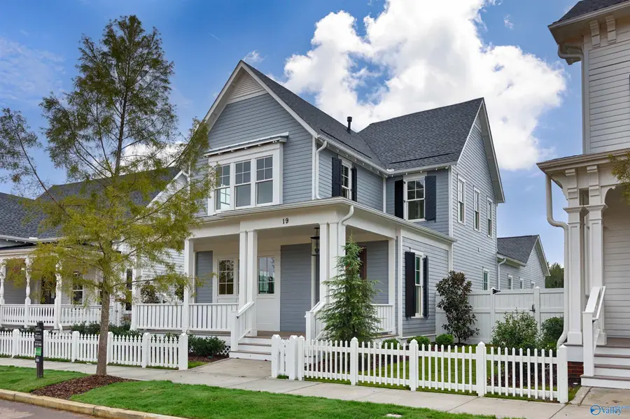 19 Angell Street Nw, Huntsville, AL 35806 - #3
