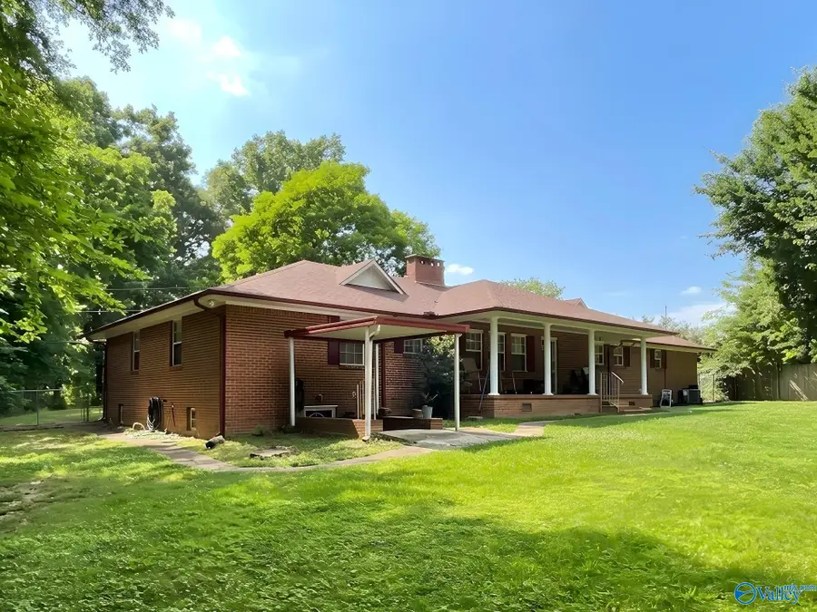 305 1st Place Sw, Arab, AL 35016 - #3