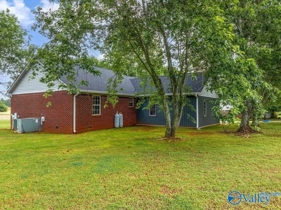 286 Ollie Howard Road, New Market, AL 35761 - #2