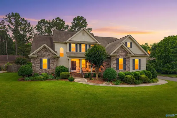 101 Old Fence Row, Meridianville, AL 35759