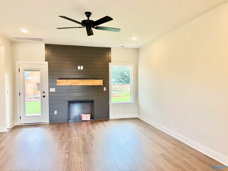 100 Donnington Way, Meridianville, AL 35759 - #3