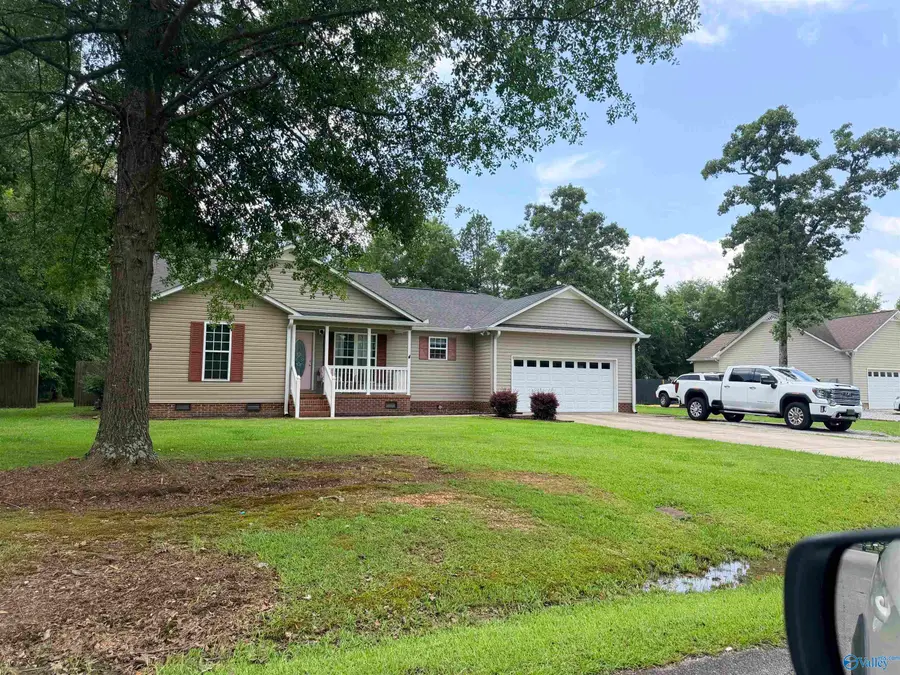 5735 3rd Street, Hokes Bluff, AL 35903 - #2