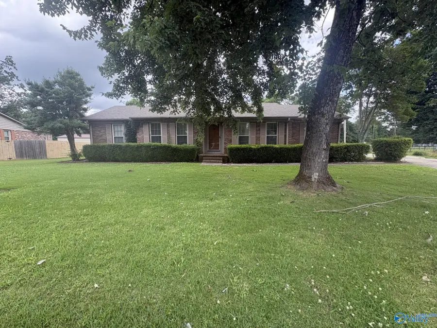 902 Jackson Drive, Athens, AL 35611 - #2
