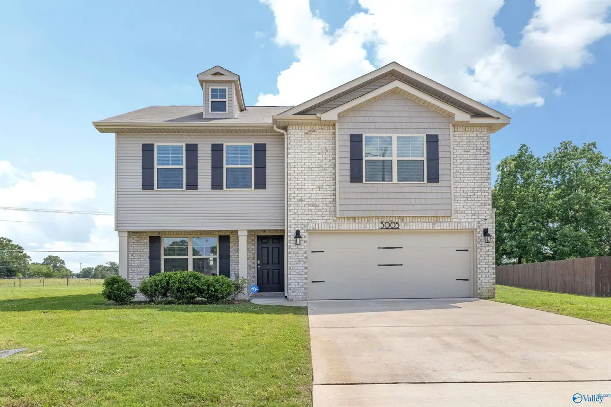 3005 Fountainview Circle, Hartselle, AL 35640 - #1