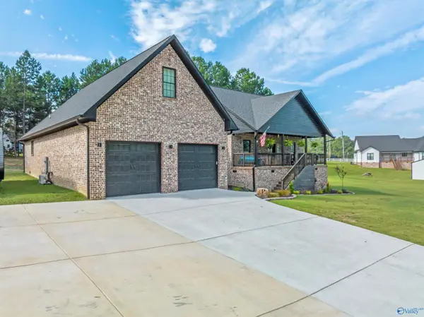 68 Pierce Road, Albertville, AL 35951