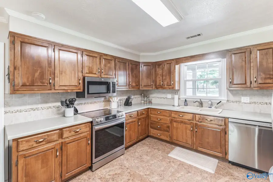 2003 Lancaster Avenue, Decatur, AL 35603 - #3