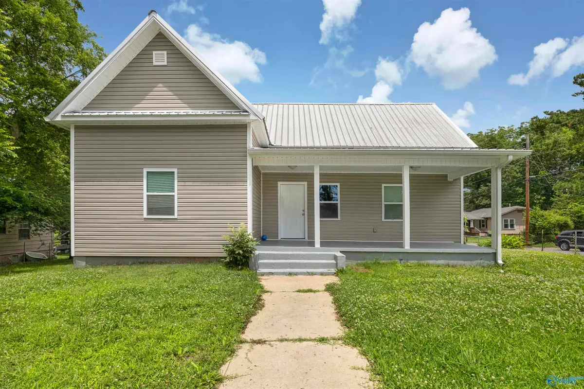 1403 Hill Avenue, Gadsden, AL 35901 - #1