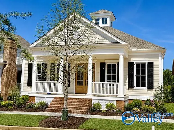 10 Angell Street Nw, Huntsville, AL 35806