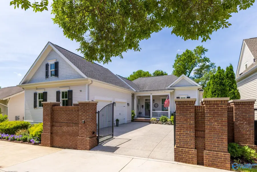 37 Hillcrest Avenue Nw, Huntsville, AL 35806 - #3