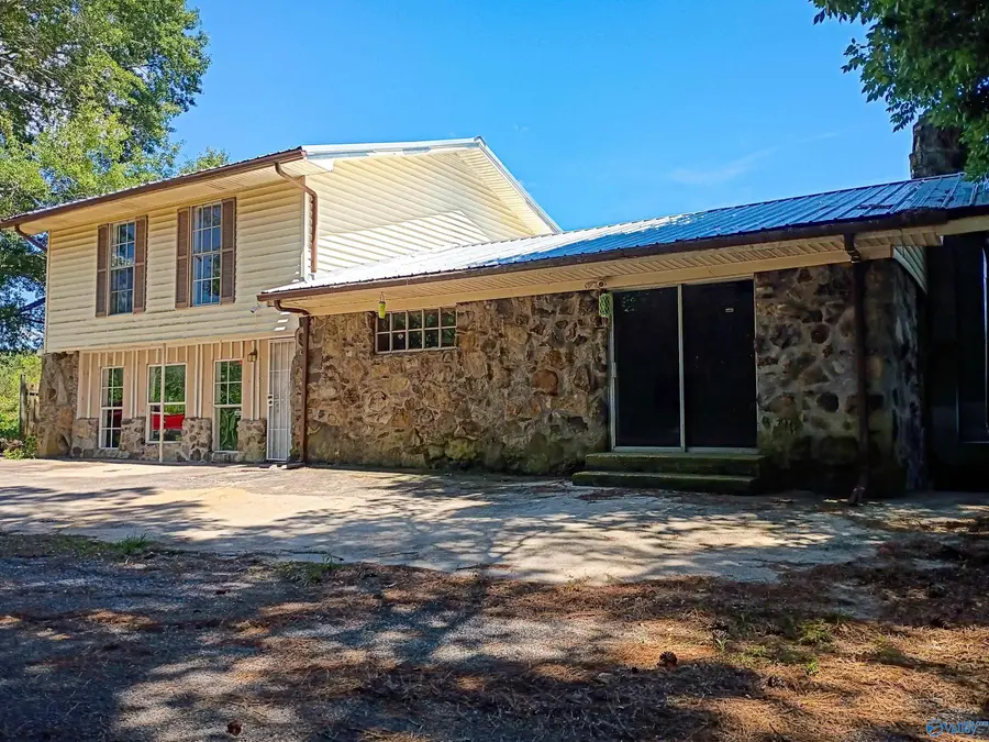 414 Buckhorn Trail, Hamilton, AL 35570 - #2