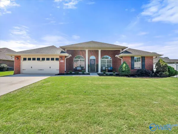 15823 Trey Hughes Drive, Harvest, AL 35749