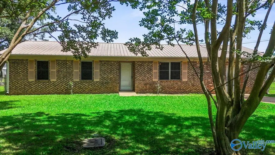 80 Mcdonald Lane, Guntersville, AL 35976 - #3