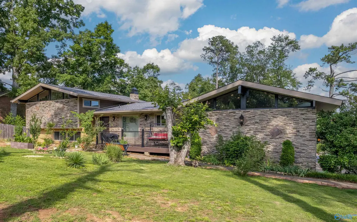 2701 Scenic Highway, Gadsden, AL 35904 - #1