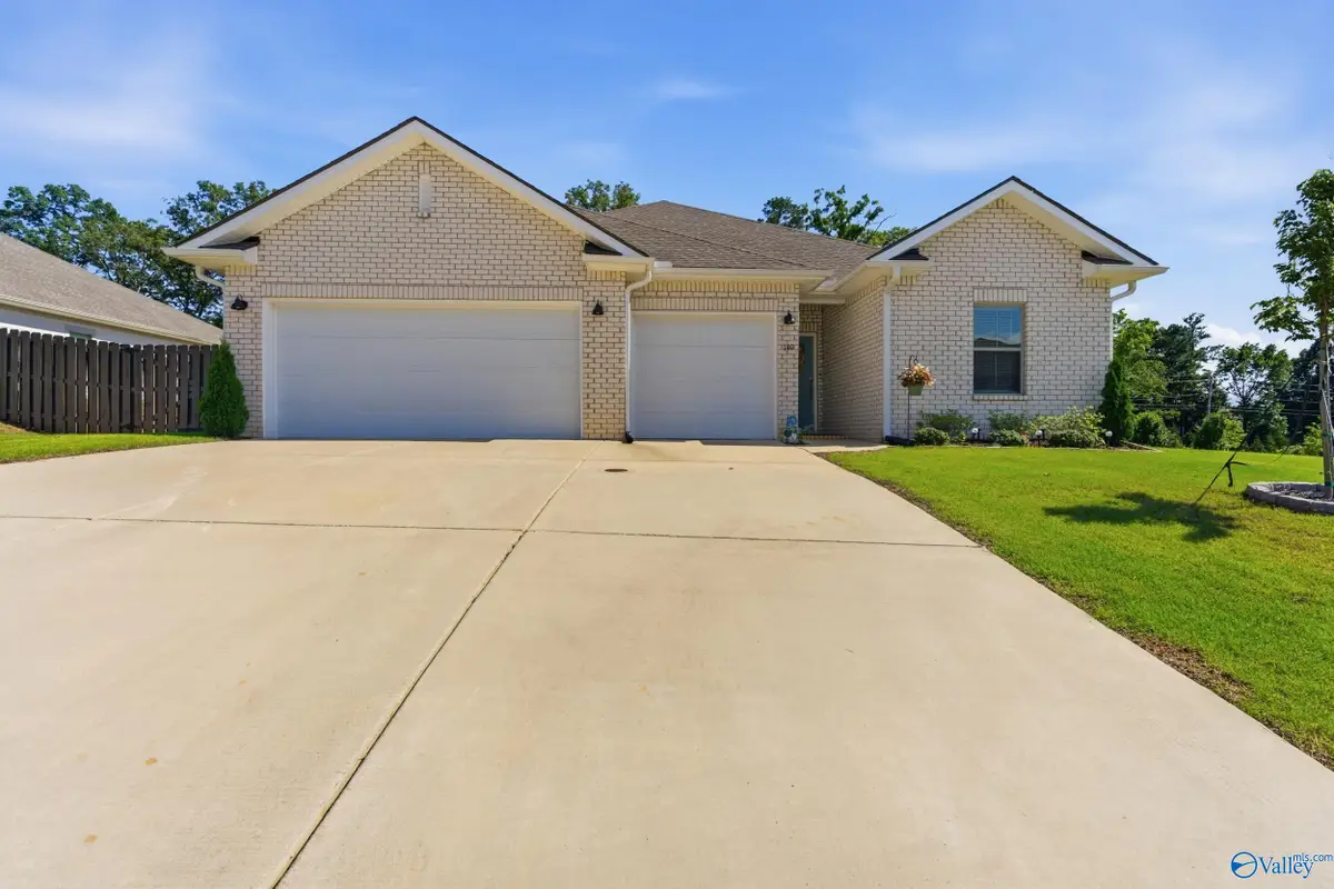 140 Sager Circle, Harvest, AL 35749 - #1