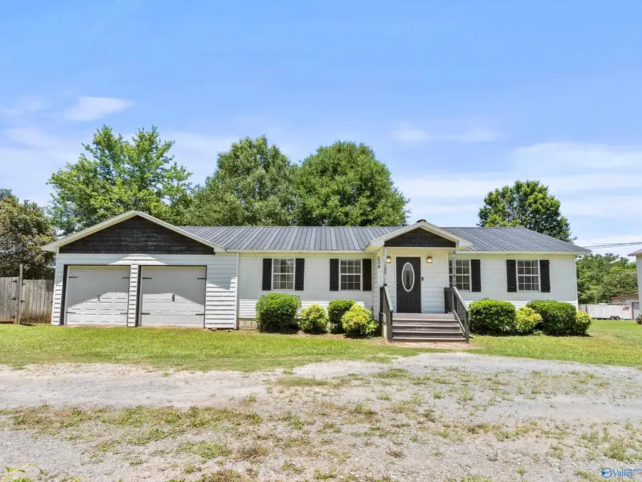 534 Hill Bluff Road, Guntersville, AL 35976 - #2