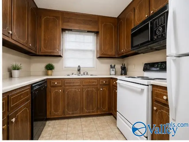 6208 Friar Tuck Drive Nw, Huntsville, AL 35806 - #3