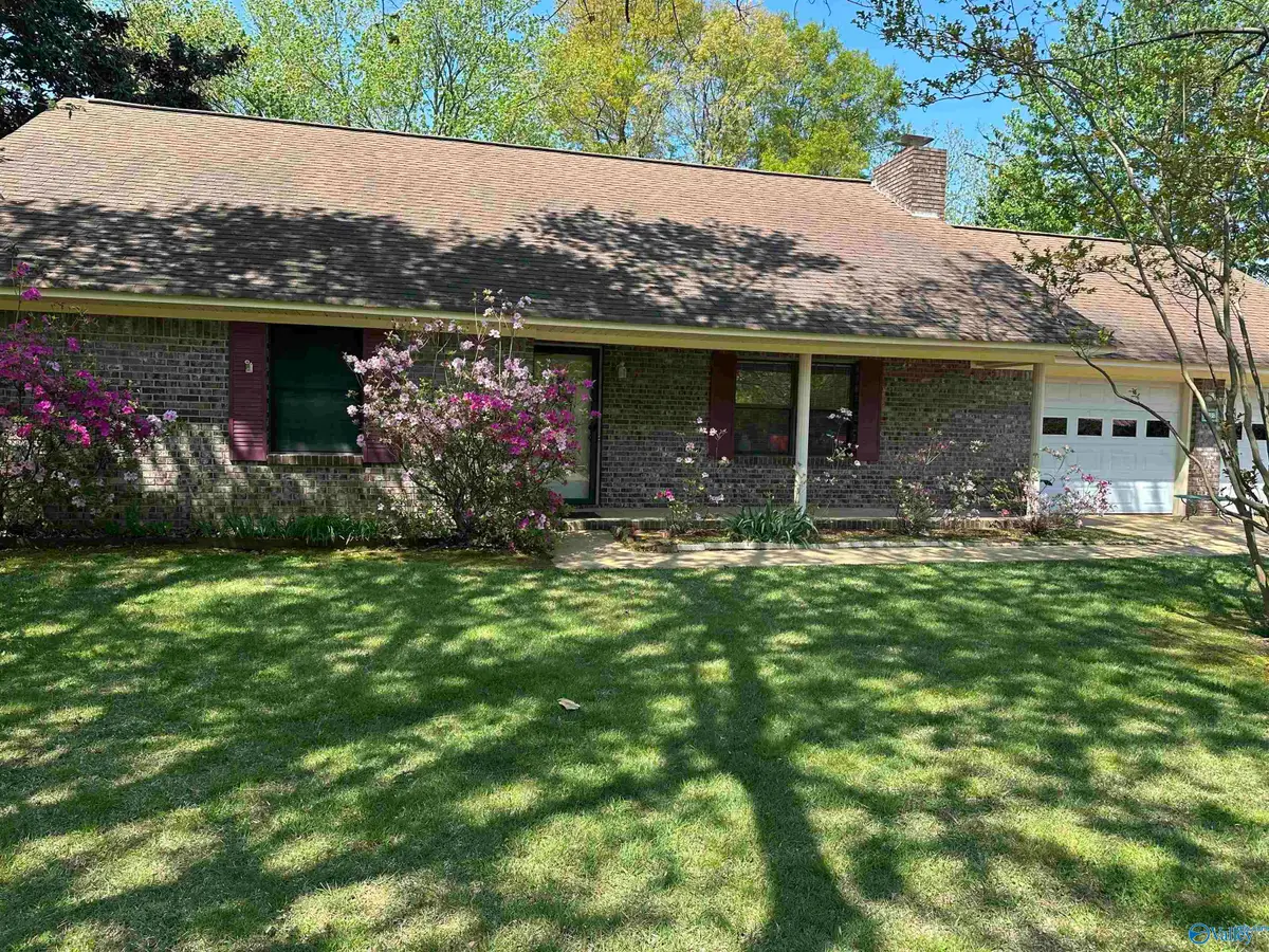 1307 Hickory Street, Albertville, AL 35950 - #1