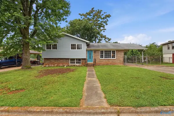 3208 SW Cerro Vista Street Sw, Huntsville, AL 35805