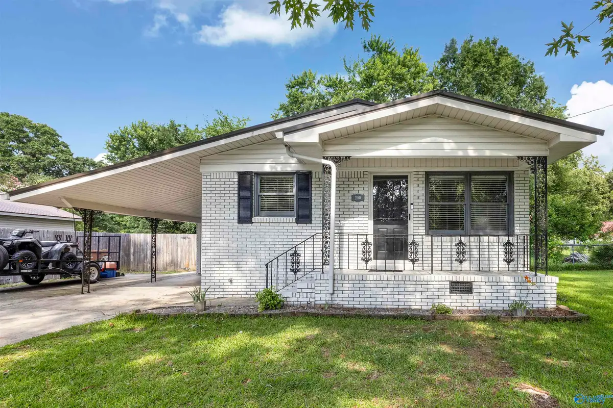 200 Washington Street Nw, Hartselle, AL 35640 - #1