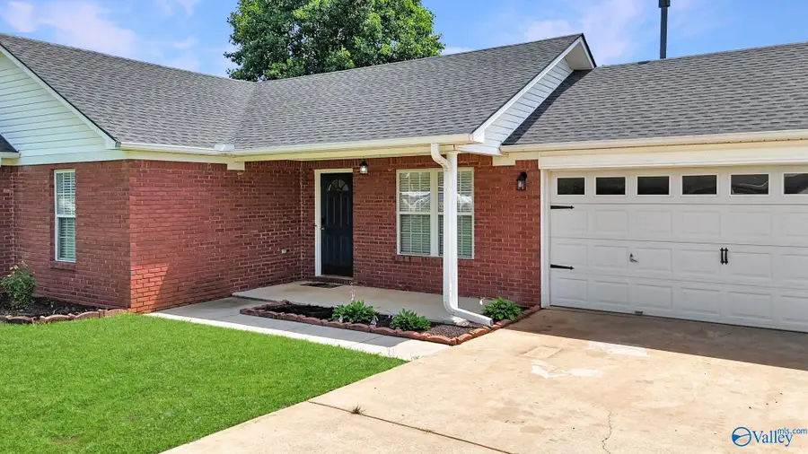 239 Falcon Ridge Drive, Huntsville, AL 35811 - #3
