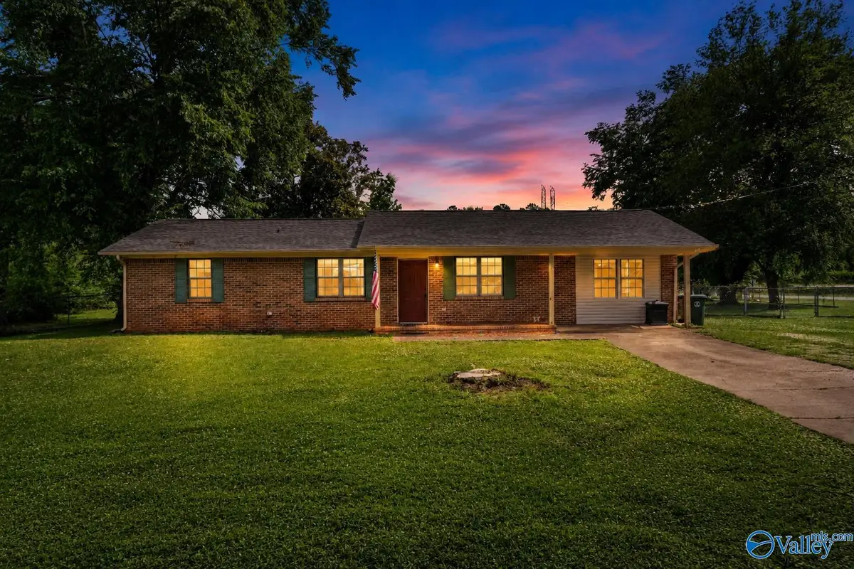 14 Canadian Drive, Scottsboro, AL 35769 - #1
