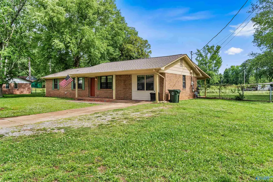 14 Canadian Drive, Scottsboro, AL 35769 - #2