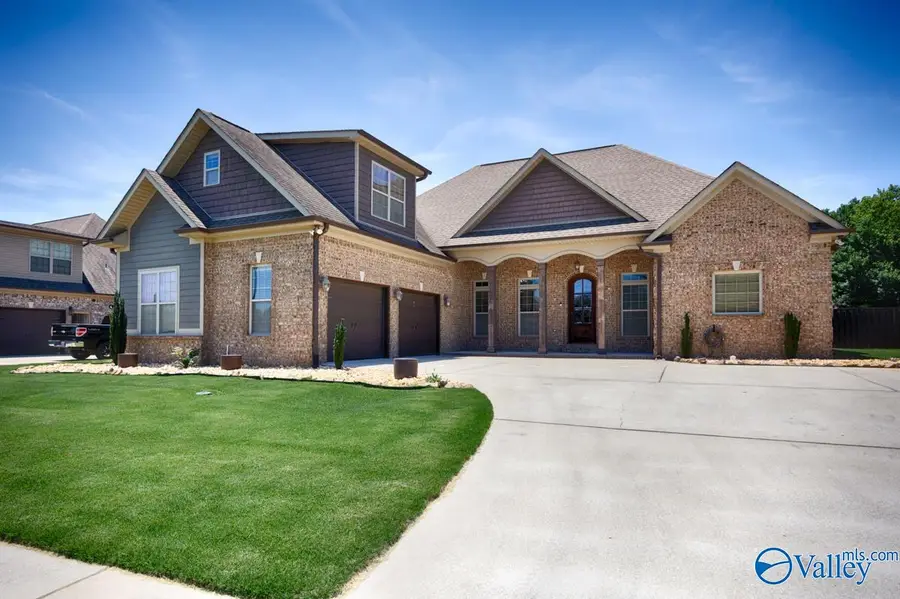 22577 Bluffview Drive, Athens, AL 35613 - #2