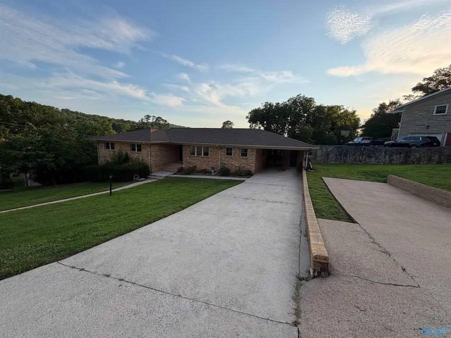 1400 Darnell Street, Huntsville, AL 35801 - #2