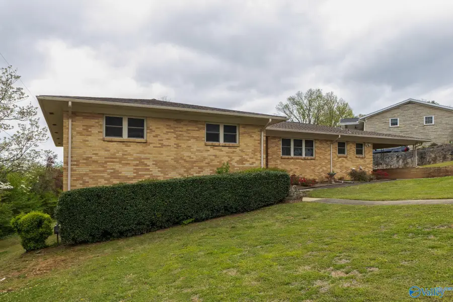 1400 Darnell Street, Huntsville, AL 35801 - #3
