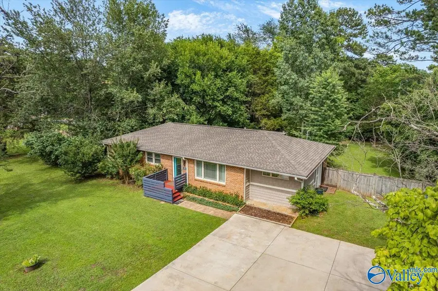 302 Bethune Way Nw, Huntsville, AL 35806 - #2