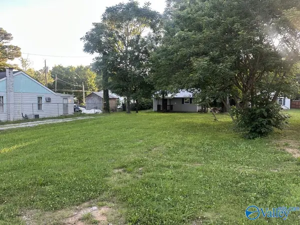 2403 Huntsville Street Nw, Huntsville, AL 35811