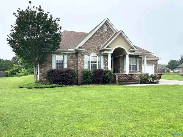 27411 Bridle Tree Lane, Harvest, AL 35749