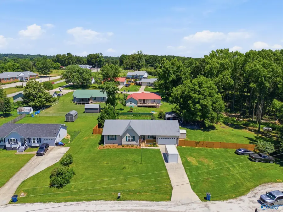 49 School House Road, Albertville, AL 35950 - #2