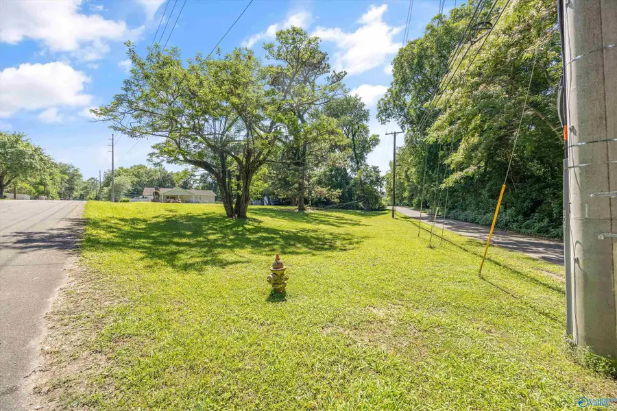 2913 Countess Street Nw, Huntsville, AL 35811 - #3
