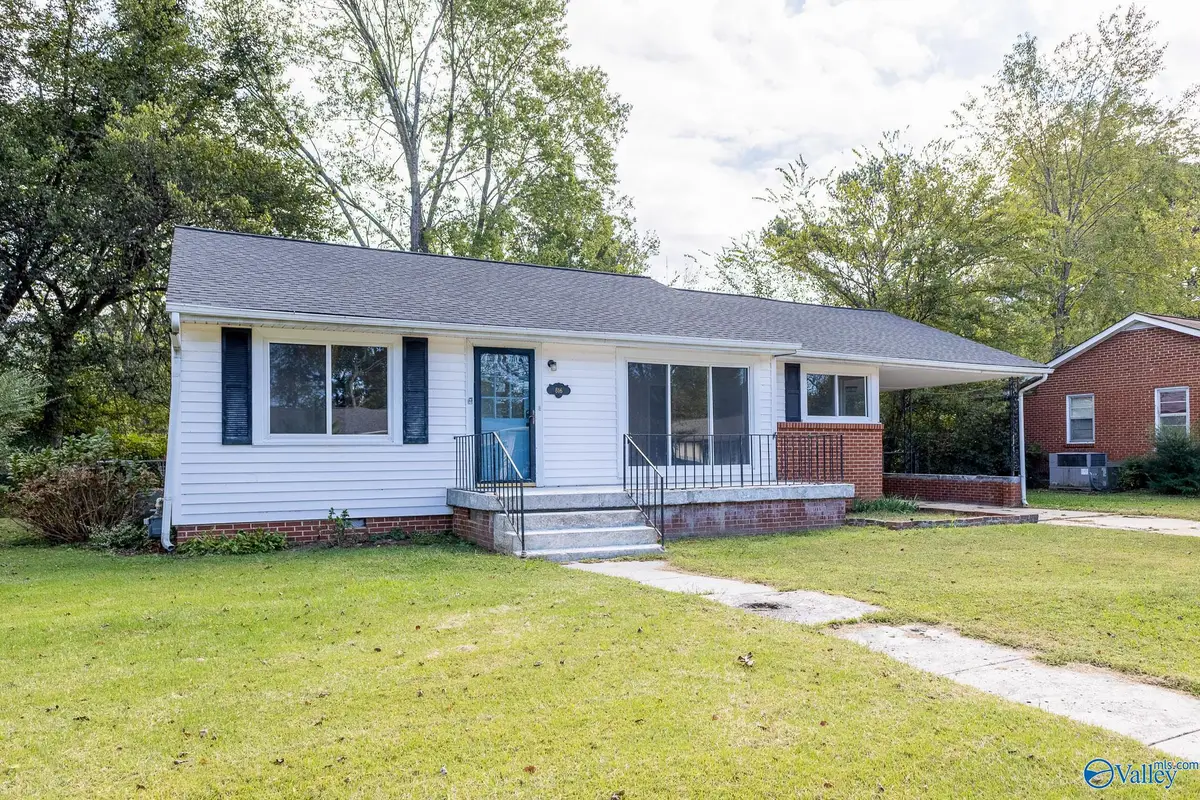 816 Giles Drive Ne, Huntsville, AL 35801 - #1