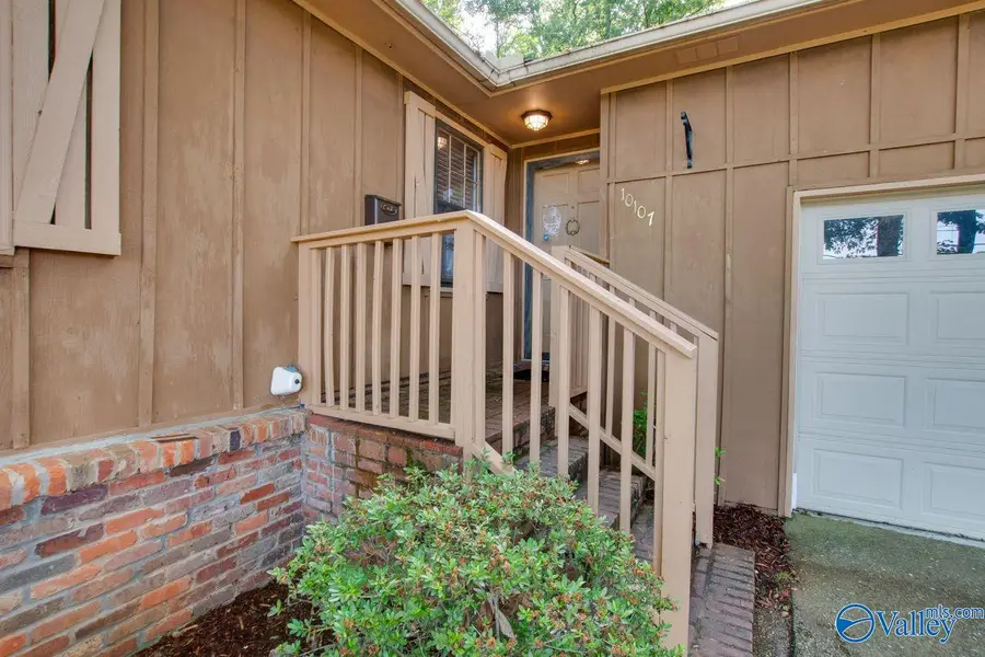 10107 Versailles Drive, Huntsville, AL 35803 - #2