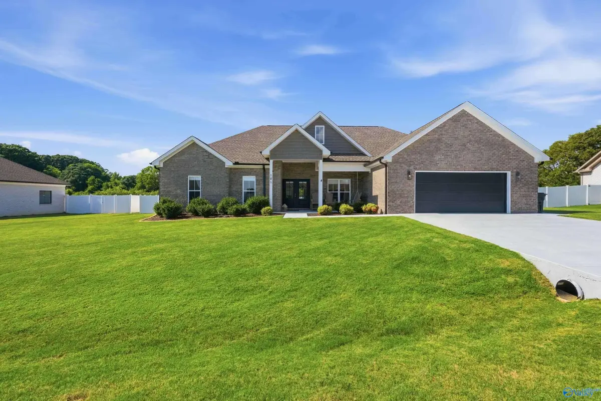 181 Spry Way, Killen, AL 35645 - #1