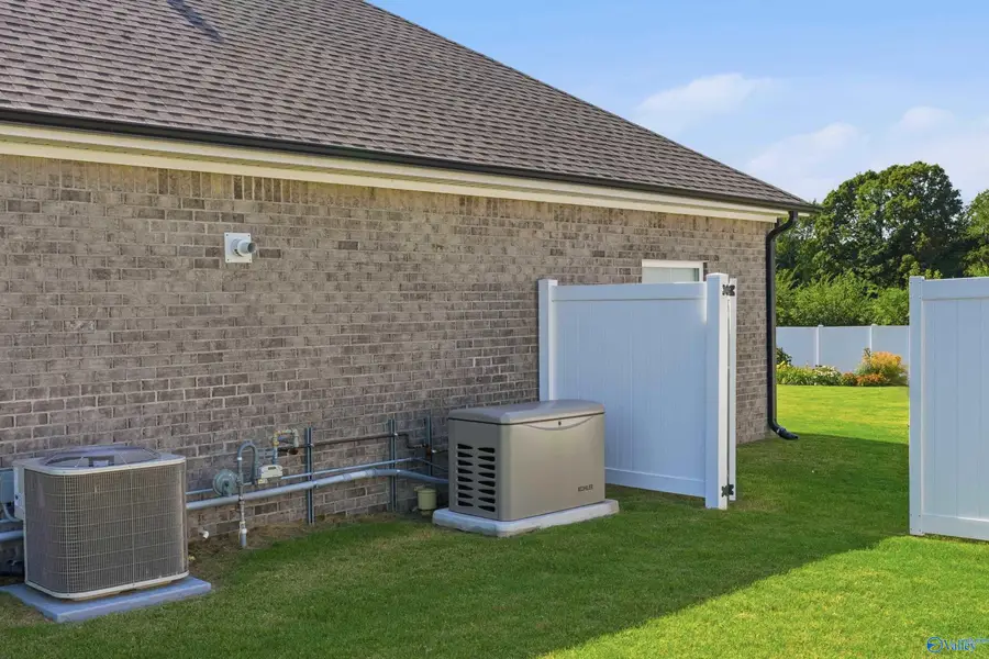 181 Spry Way, Killen, AL 35645 - #3
