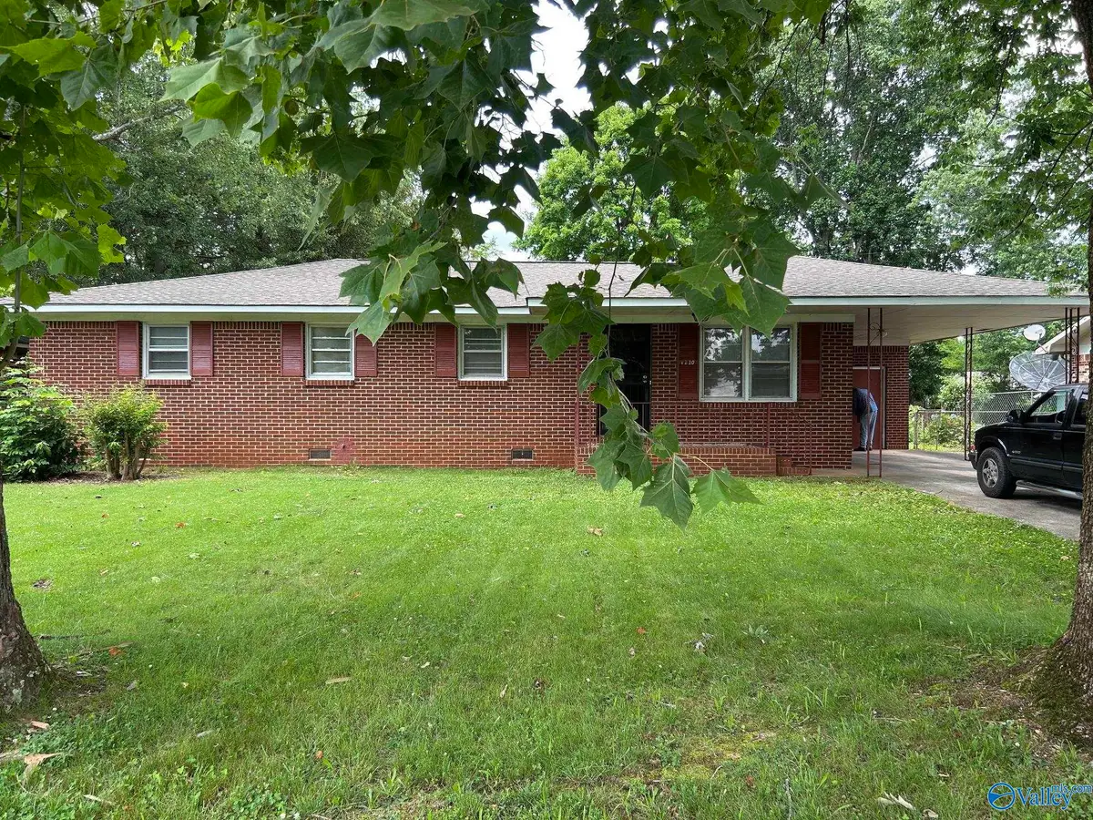 1220 8th Street Sw, Decatur, AL 35601 - #1