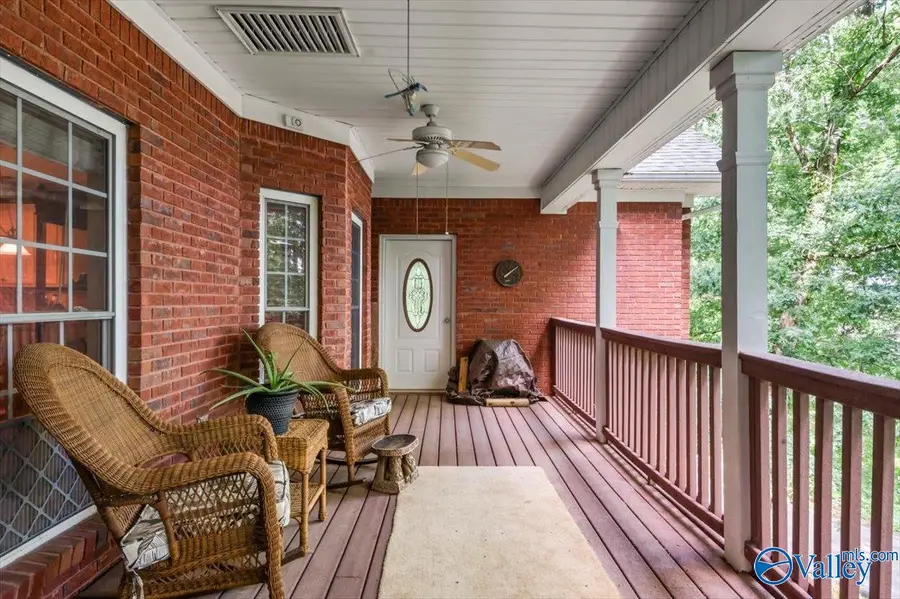 3601 Wyeth Drive, Guntersville, AL 35976 - #3