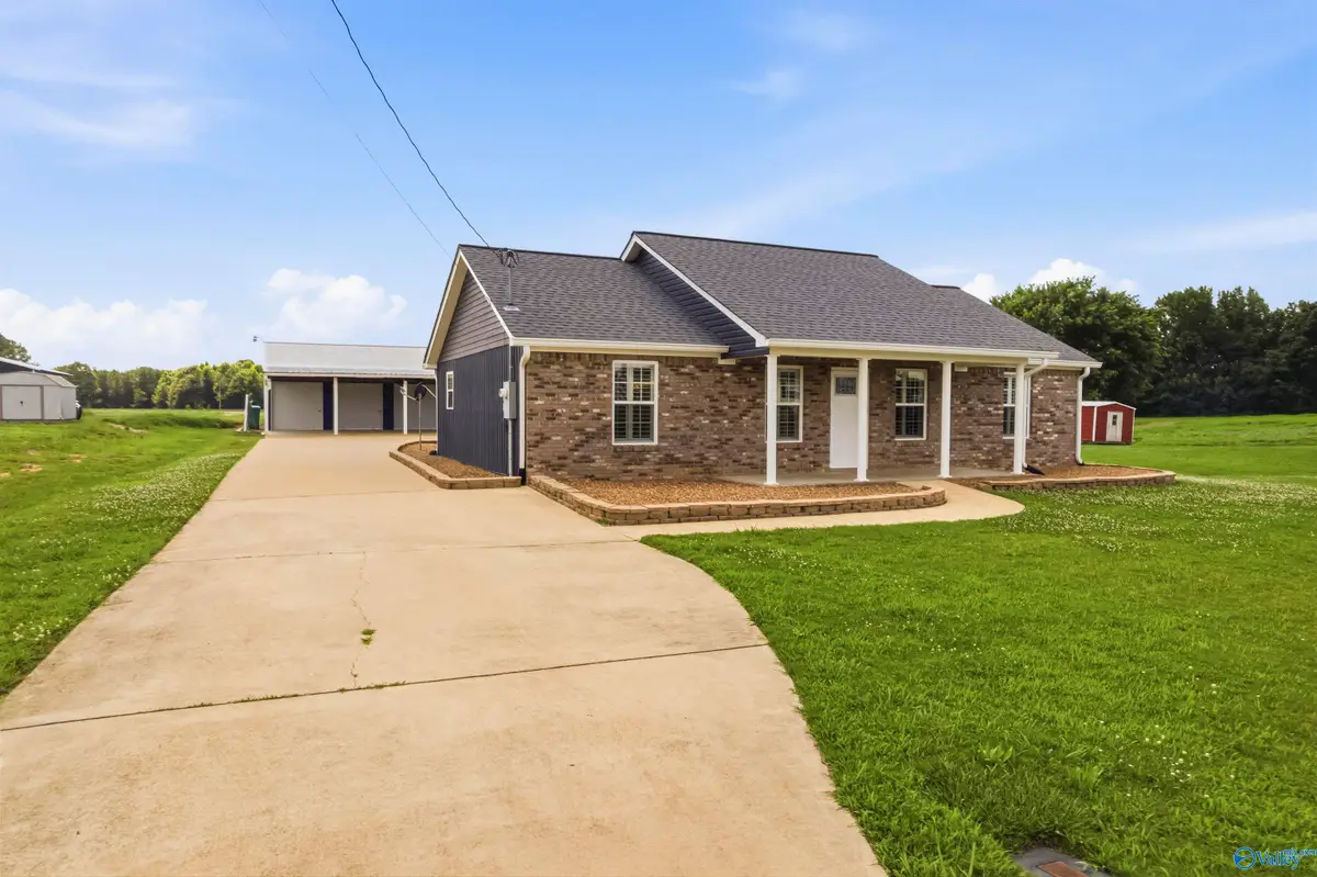 85 County Road 827, Centre, AL 35960 - #1