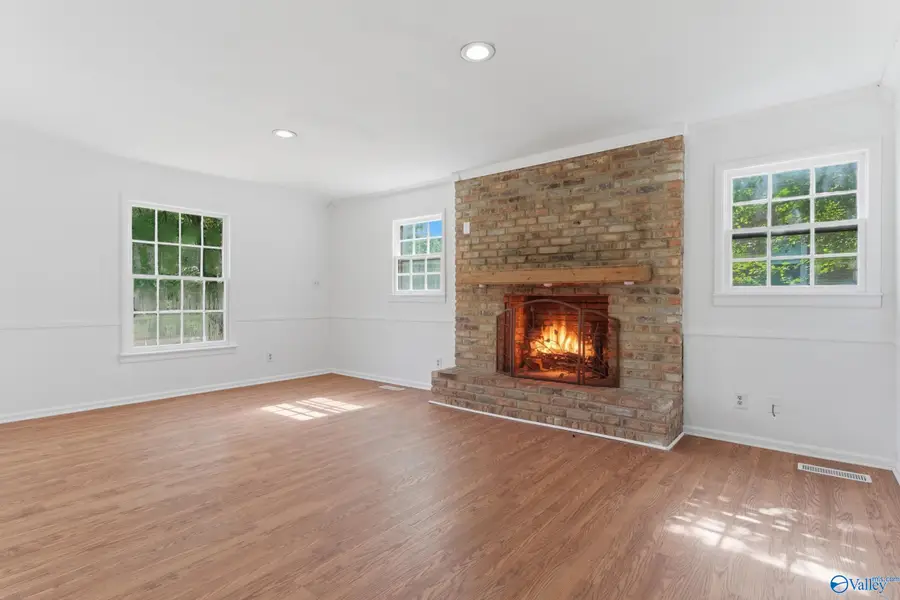 1719 Laverne Drive Nw, Huntsville, AL 35816 - #3