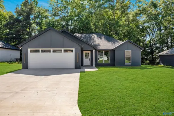 150 Josiah Circle, Centre, AL 35960
